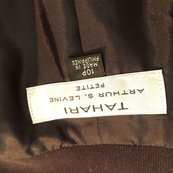 Tahari Artur S.Levine  Jacket  Size 10P - Picture 7 of 8